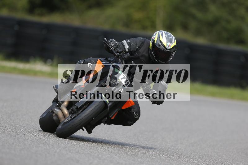 Archiv-2025/53 16.09.2025 Track Day Domi Aegerter ADR/Gruppe gruen/70